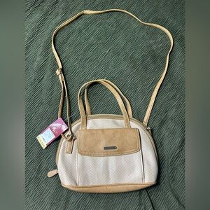 Chic Crossbody Bag in Cream and Tan